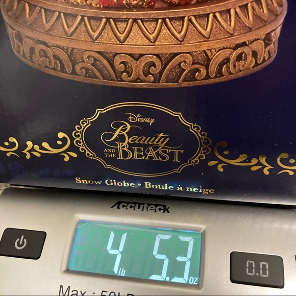 NEW Beauty and the Beast Enchanted Rose Snowglobe Disney Belle Collector’s Item - Picture 10 of 10